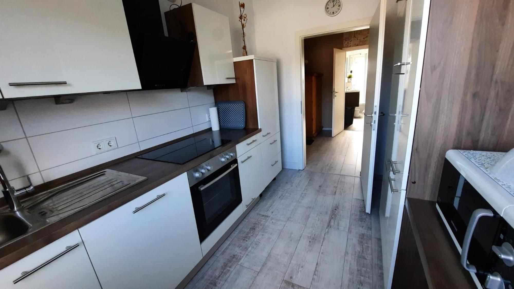 Ruhig Gelegene 2-Zi Fewo, Wallbox, Balkon Essen Exteriör bild