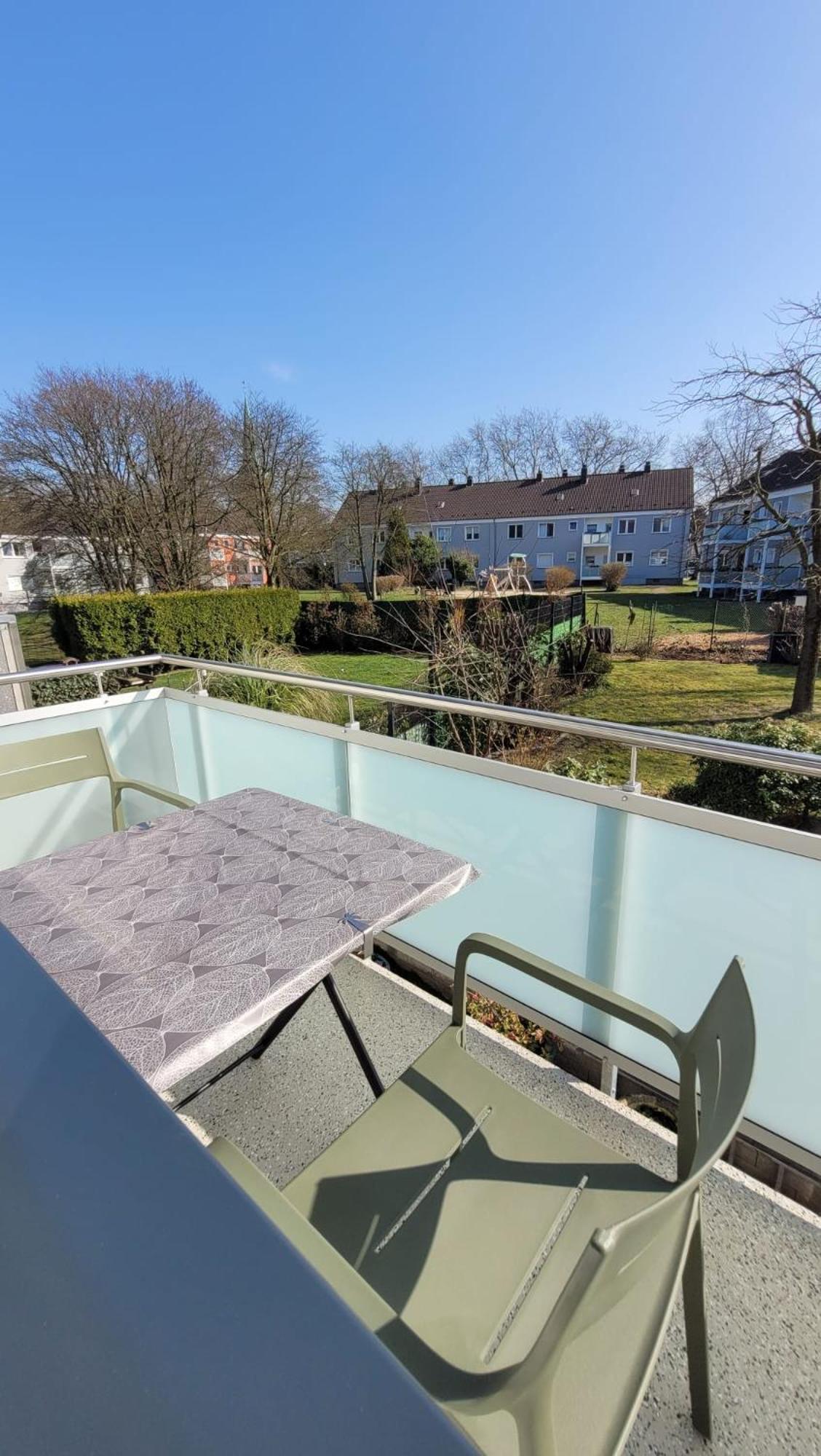 Ruhig Gelegene 2-Zi Fewo, Wallbox, Balkon Essen Exteriör bild
